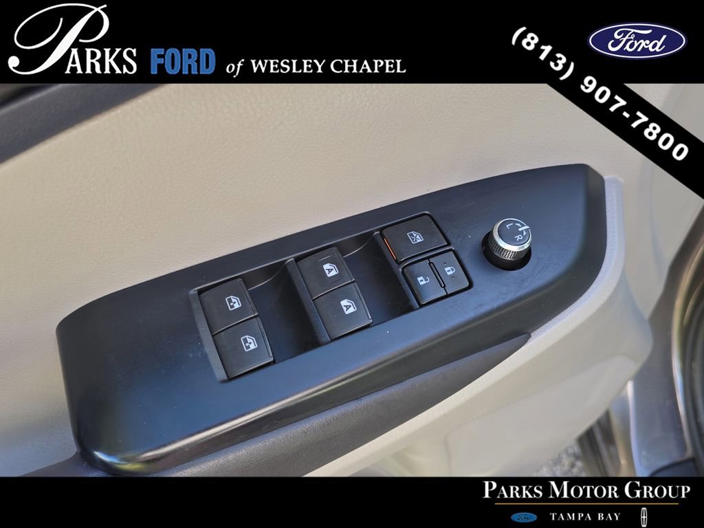 Used 2016 Toyota Highlander XLE AWD/4WD image 19