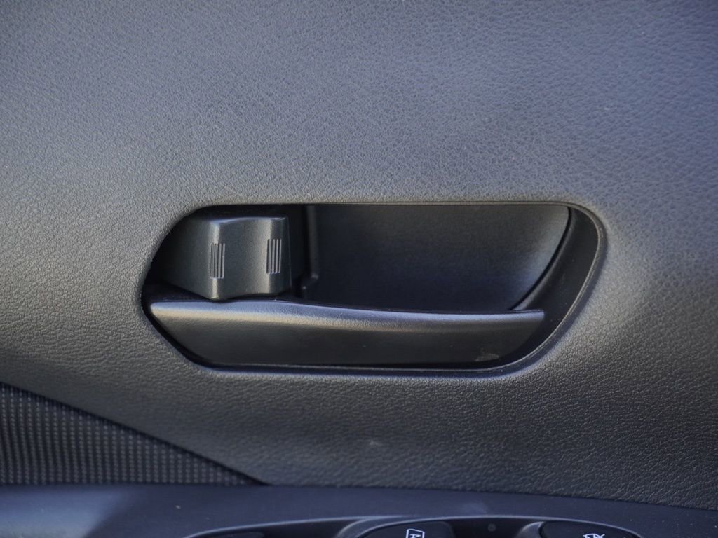 Certified 2024 Nissan Kicks S image 9