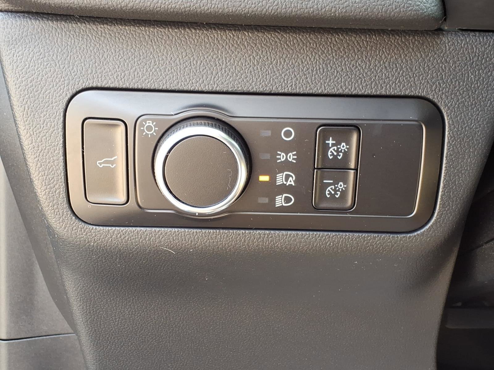 Used 2023 Ford Escape Active w/ Tech Pack #1 AWD/4WD image 16