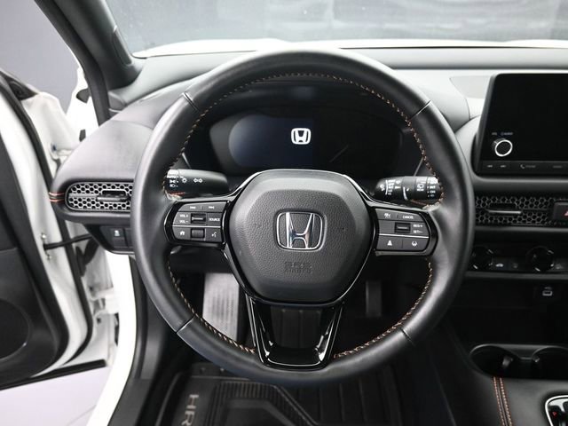 Certified 2025 Honda HR-V Sport image 19