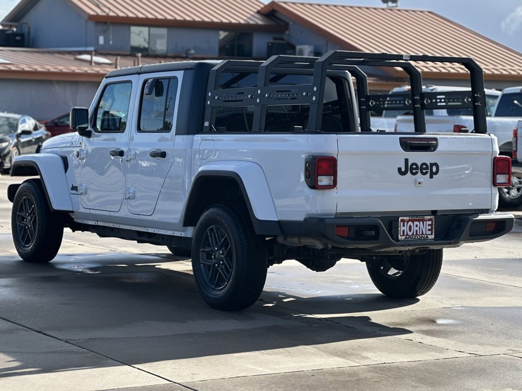 Certified 2025 Jeep Gladiator Sport image 5