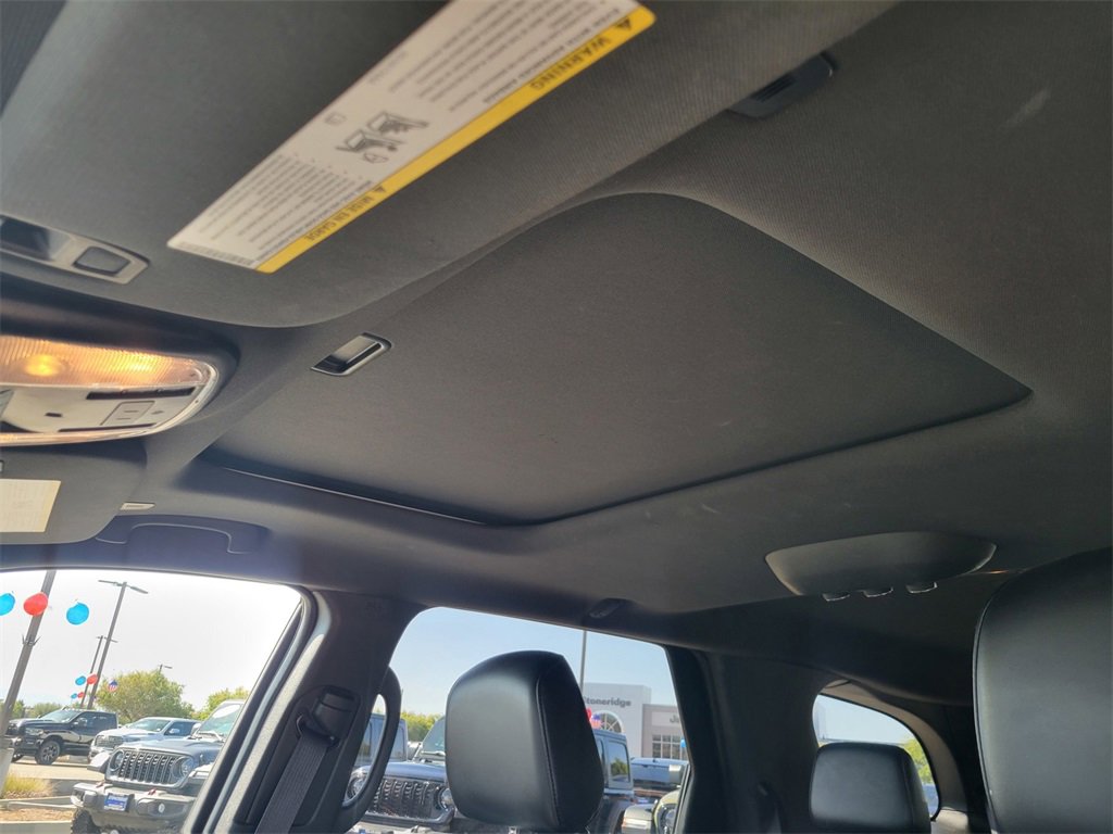 Used 2023 Dodge Durango R/T image 15