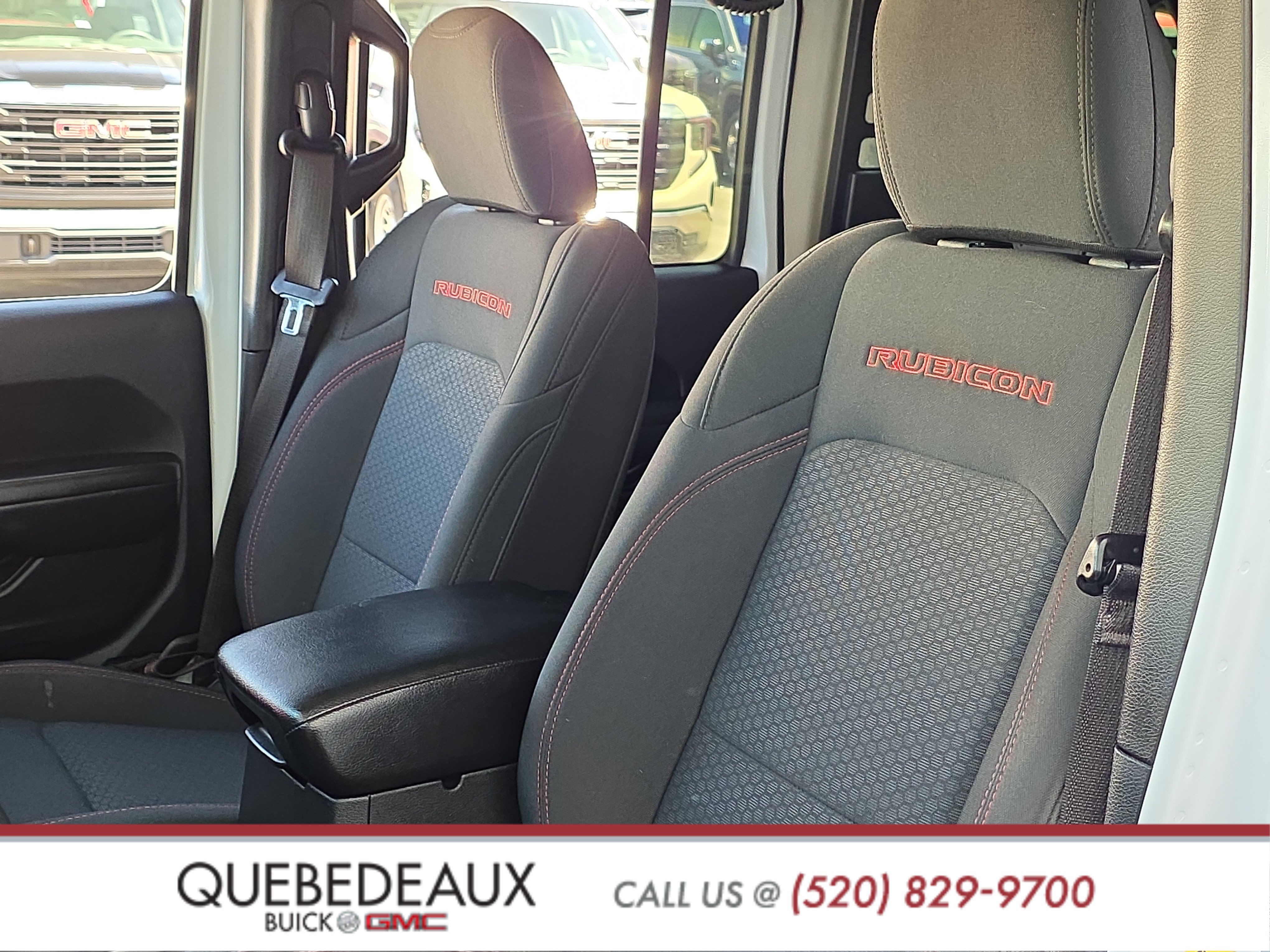 Used 2019 Jeep Wrangler Unlimited Rubicon AWD/4WD image 12