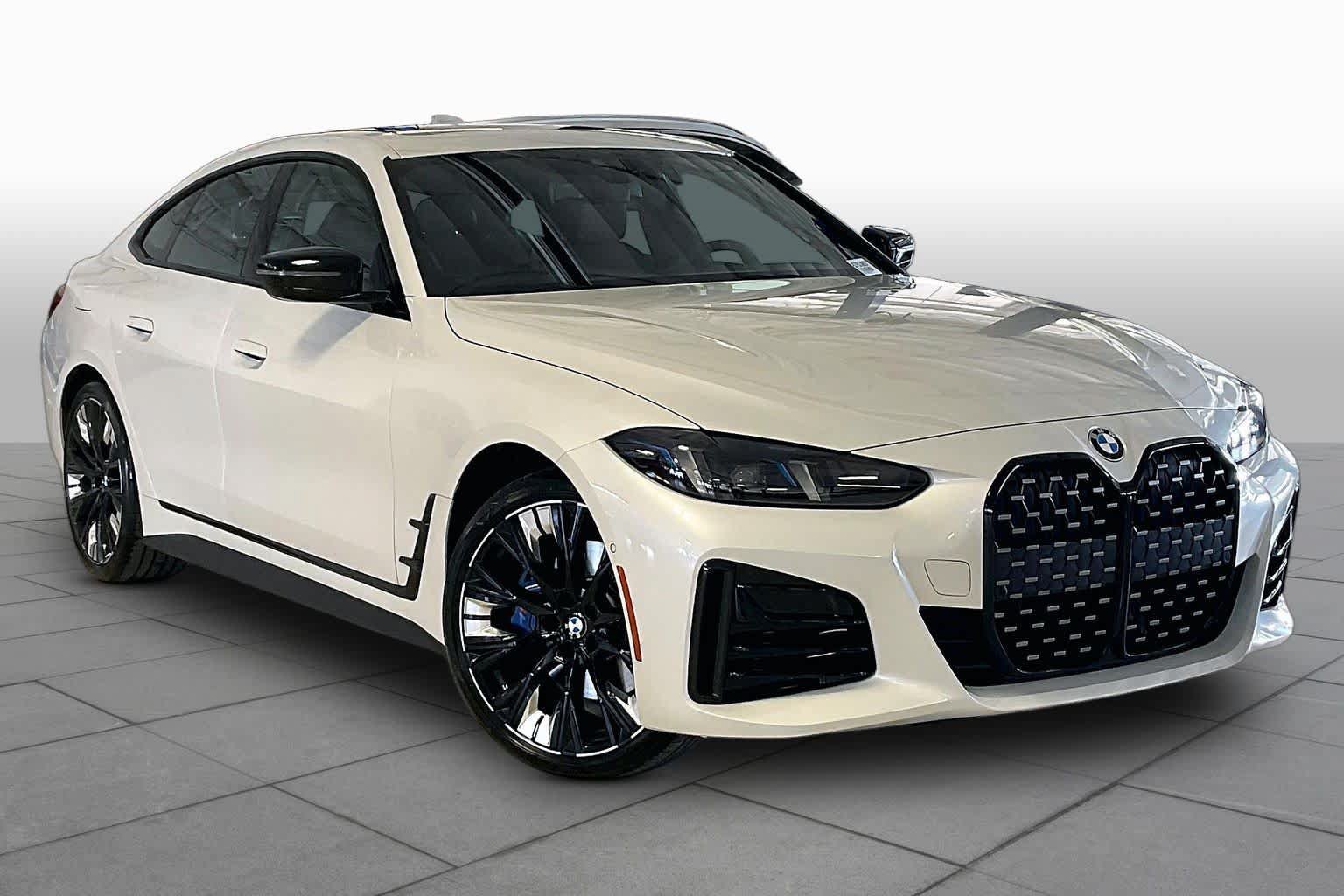New 2026 BMW 430i xDrive w/ M Sport Package AWD/4WD image 2
