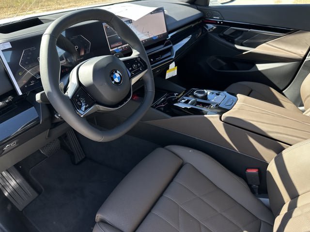 New 2026 BMW 530i w/ Premium Package RWD image 40