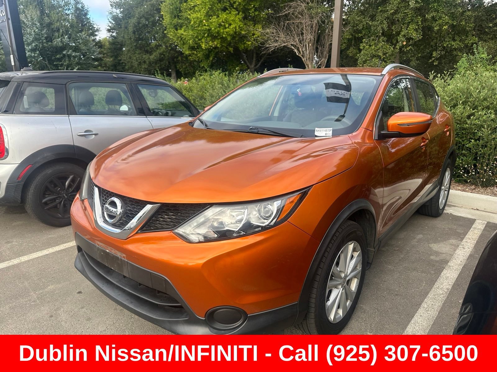 Used 2017 Nissan Rogue Sport SV AWD/4WD image 2
