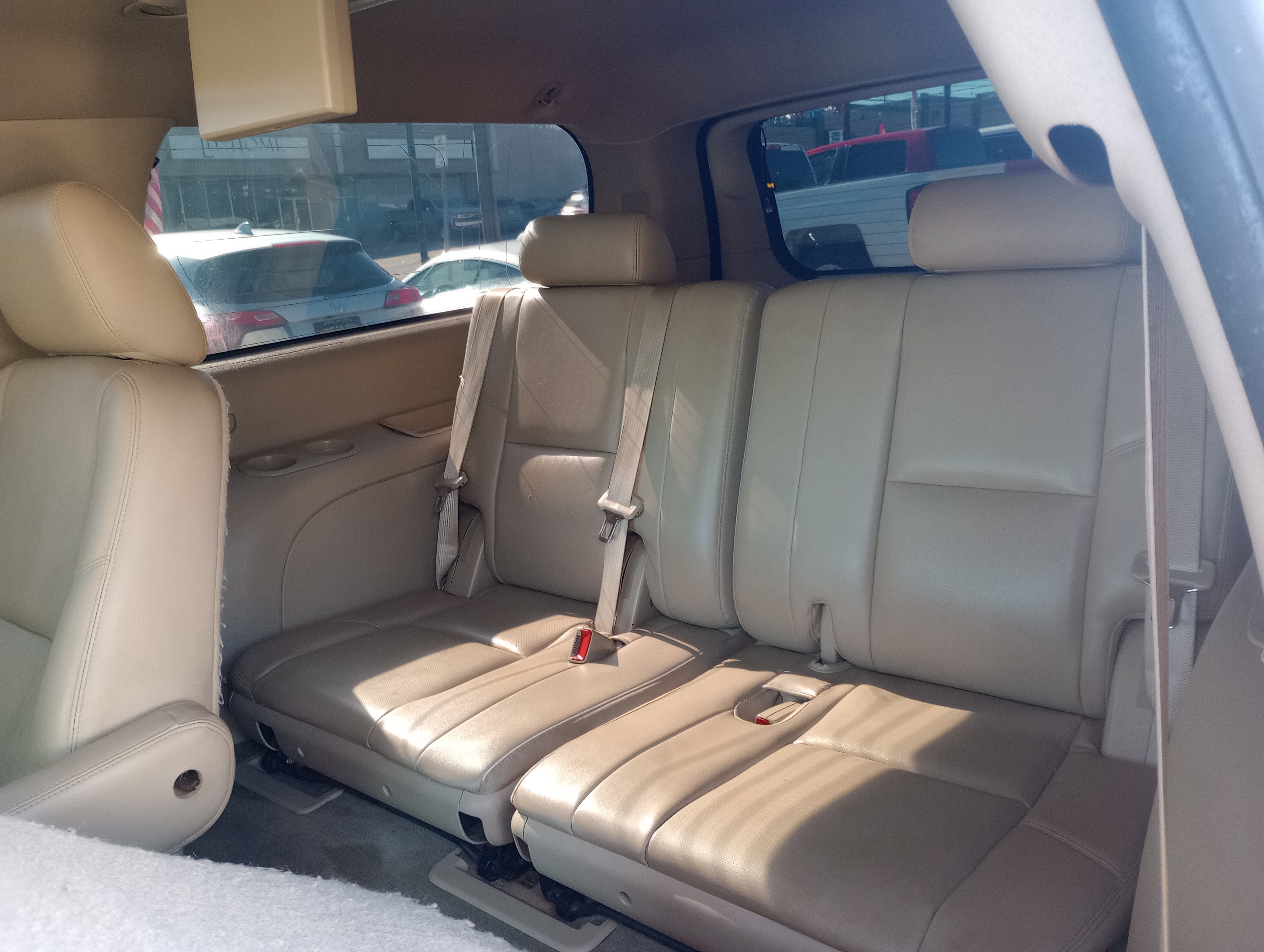 Used 2014 GMC Yukon XL Denali image 12