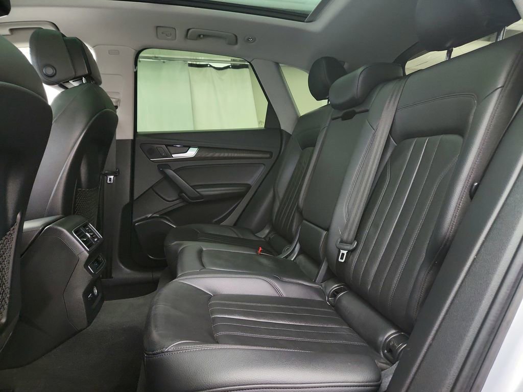 Used 2019 Audi Q5 2.0T Premium Plus w/ Premium Plus Package AWD/4WD image 23