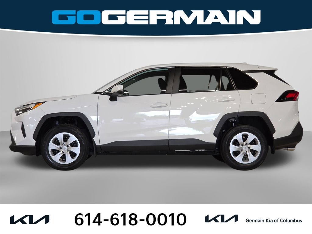 Used 2023 Toyota RAV4 LE FWD image 11