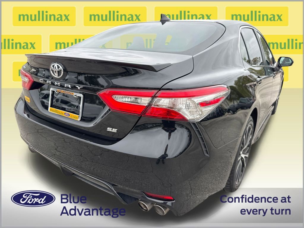 Used 2019 Toyota Camry SE image 4