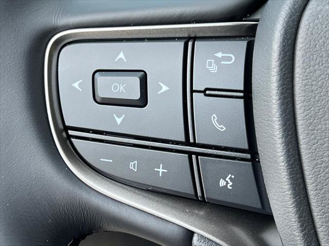 Certified 2026 Lexus UX 300h FWD image 19