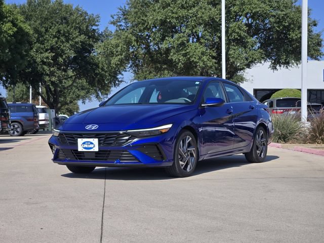 Certified 2024 Hyundai Elantra SEL w/ Convenience Package FWD image 2