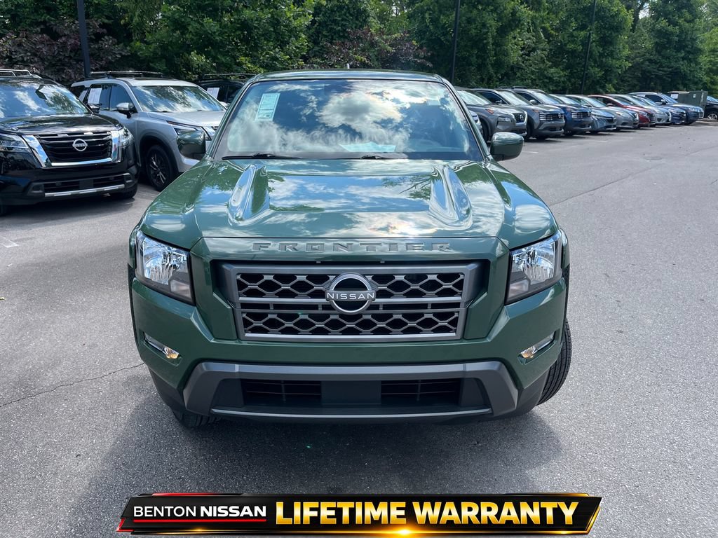Used 2022 Nissan Frontier SV w/ Technology Package RWD image 9