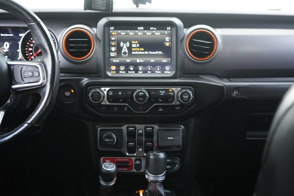 Used 2022 Jeep Gladiator Mojave w/ LED Lighting Group AWD/4WD image 25