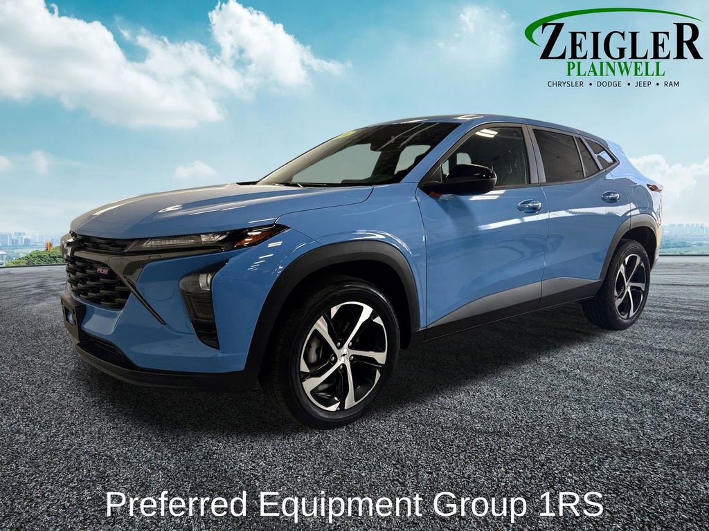 Used 2024 Chevrolet Trax RS w/ Driver Confidence Package video 2