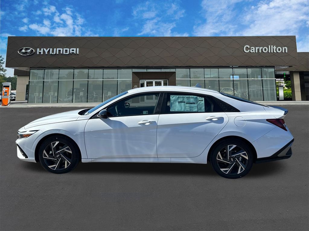 New 2025 Hyundai Elantra Sport image 8