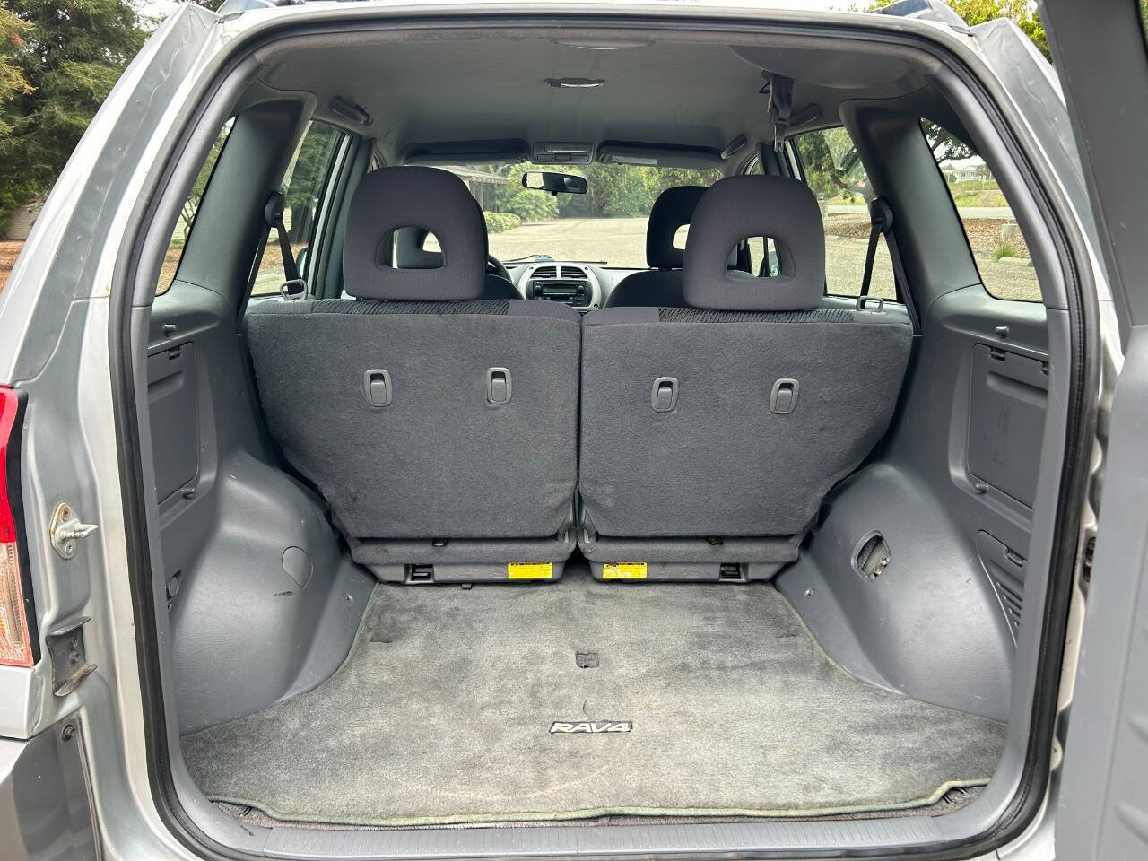 Used 2003 Toyota RAV4 2WD image 31