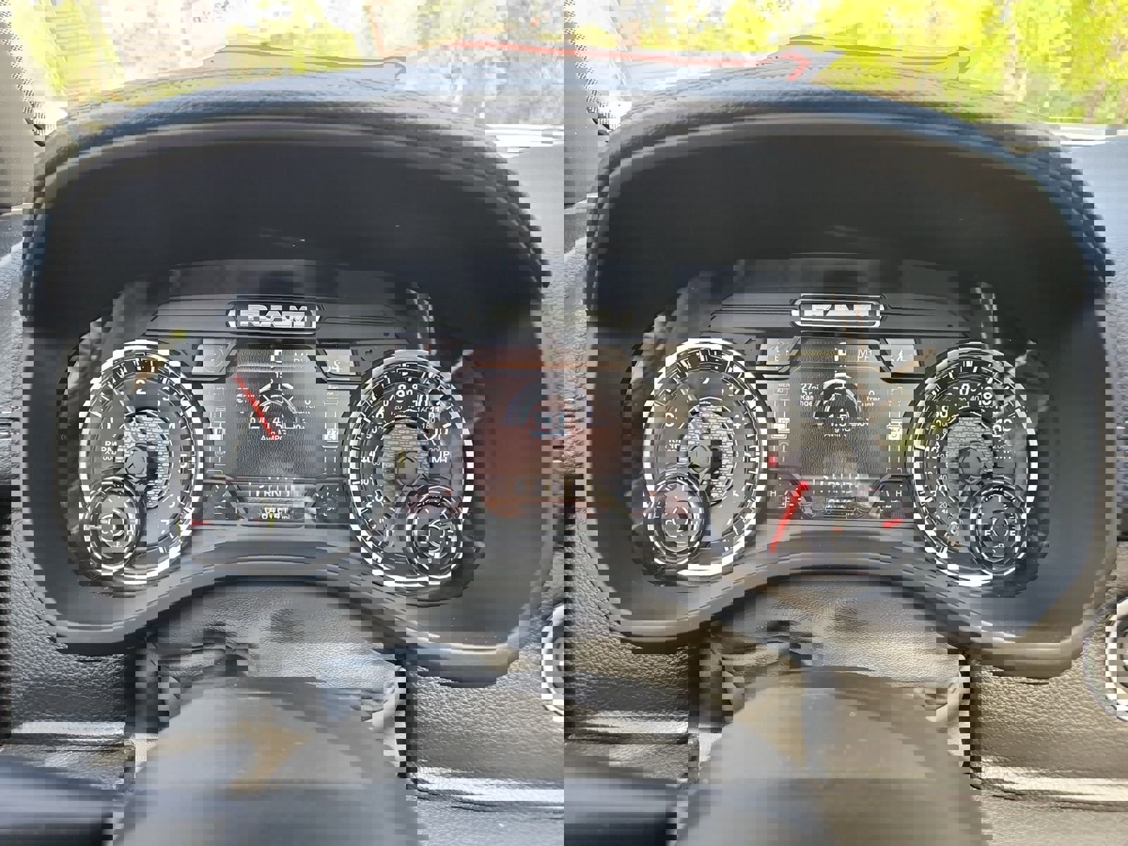 Used 2023 RAM 1500 Laramie AWD/4WD image 23