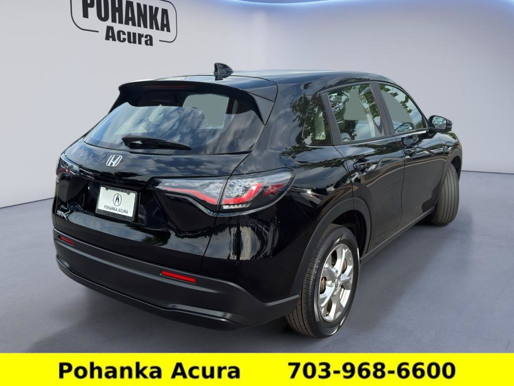 Used 2023 Honda HR-V LX image 7