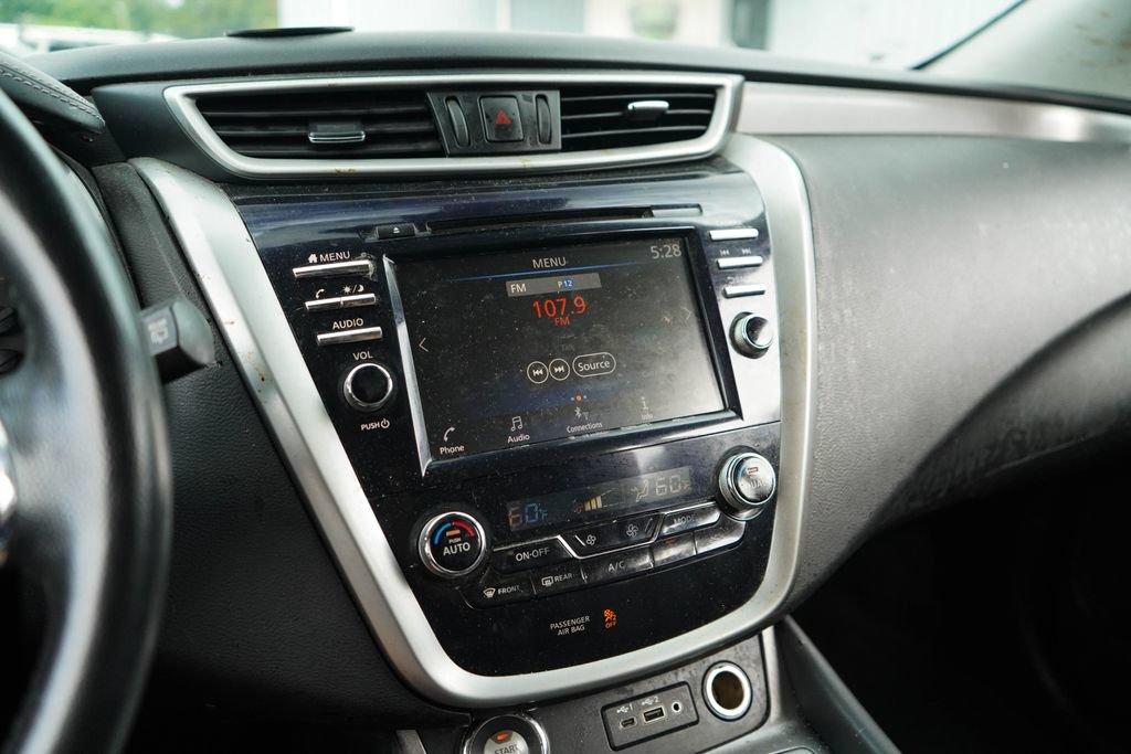 Used 2022 Nissan Murano SV FWD image 8