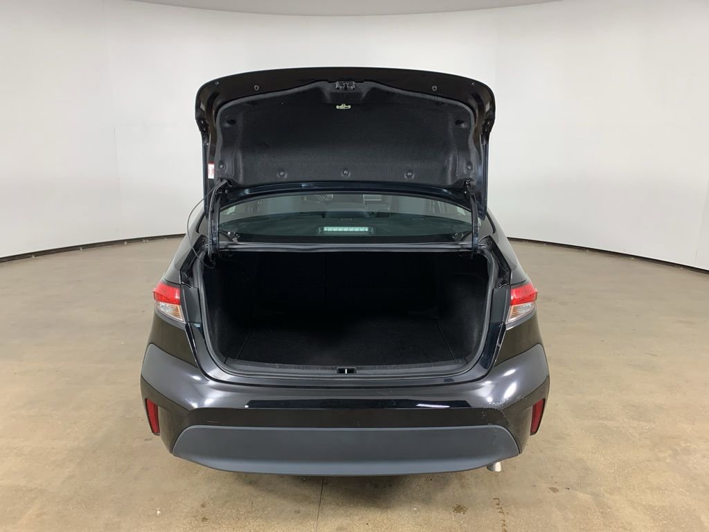 Used 2023 Toyota Corolla LE image 12