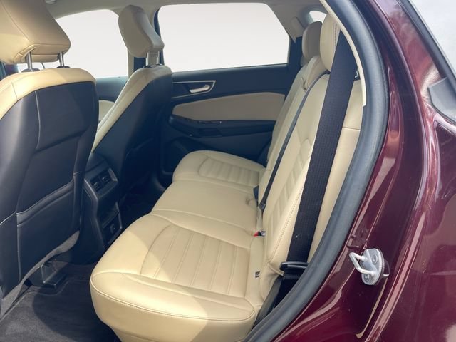 Used 2020 Ford Edge SEL w/ Cold Weather Package AWD/4WD image 13