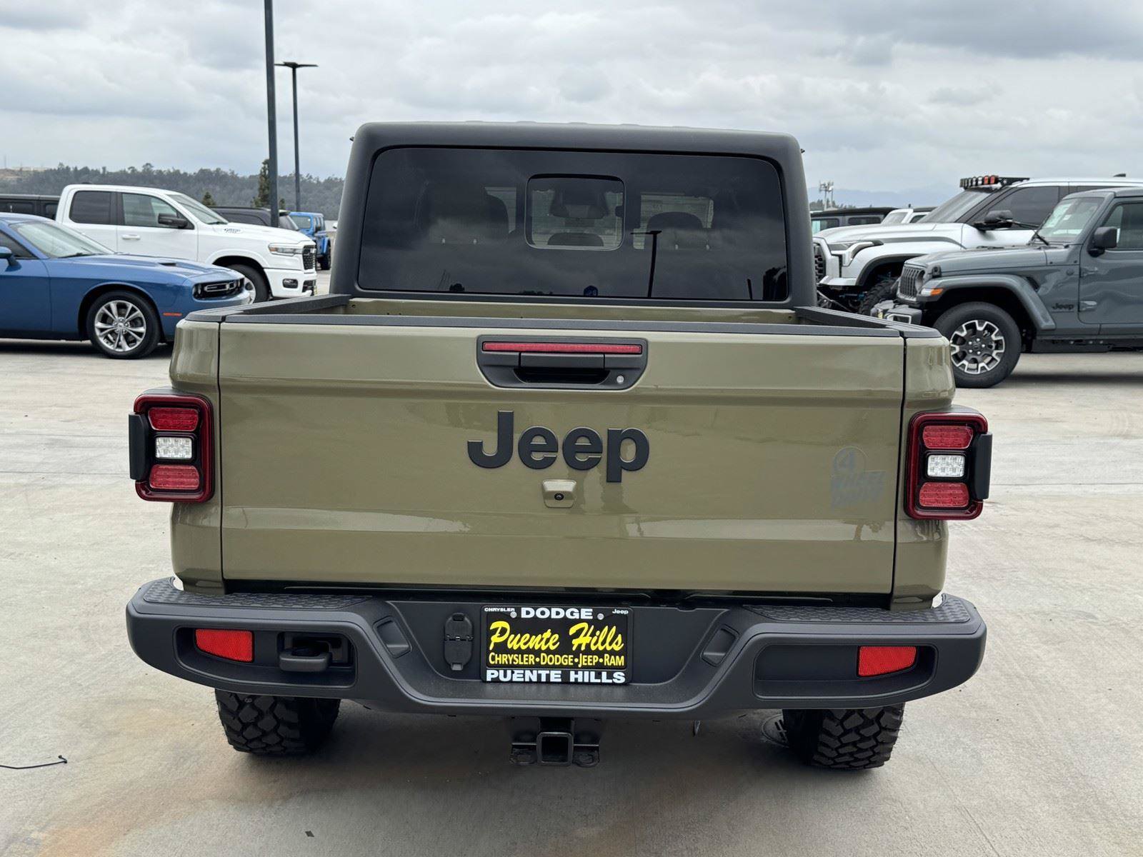 New 2026 Jeep Gladiator Willys AWD/4WD image 5