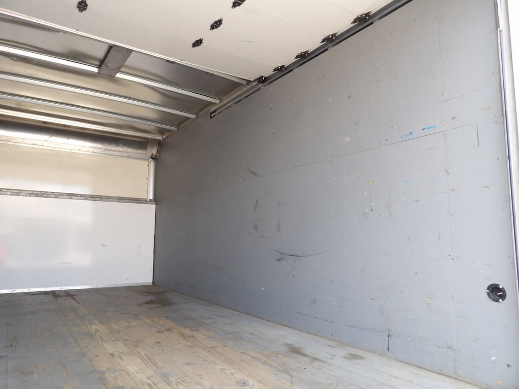 Used 2024 Ford E-450 and Econoline 450 Super Duty w/ Power Windows & Locks Group RWD image 35
