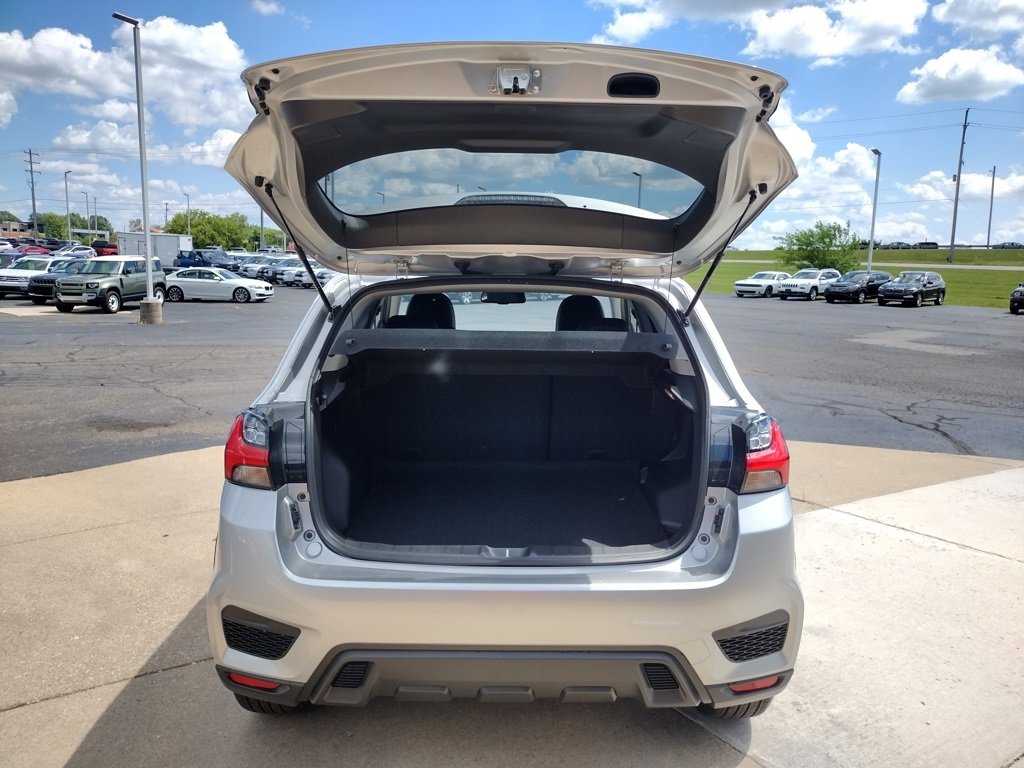 New 2025 Mitsubishi Outlander Sport SE image 15