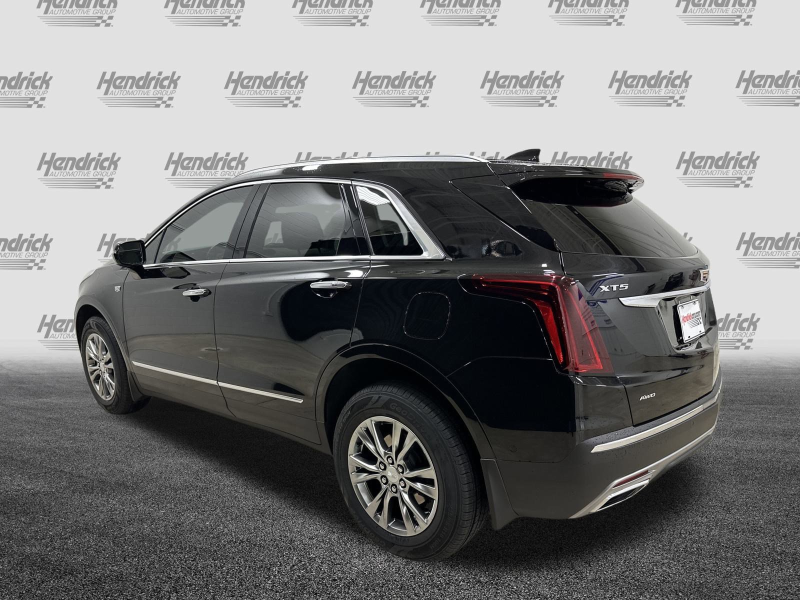 Used 2022 Cadillac XT5 Premium Luxury w/ Technology Package image 8