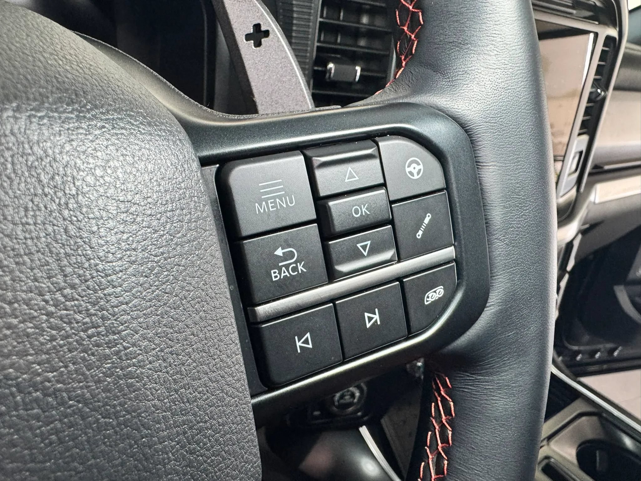 Used 2025 Ford F150 Raptor AWD/4WD image 37