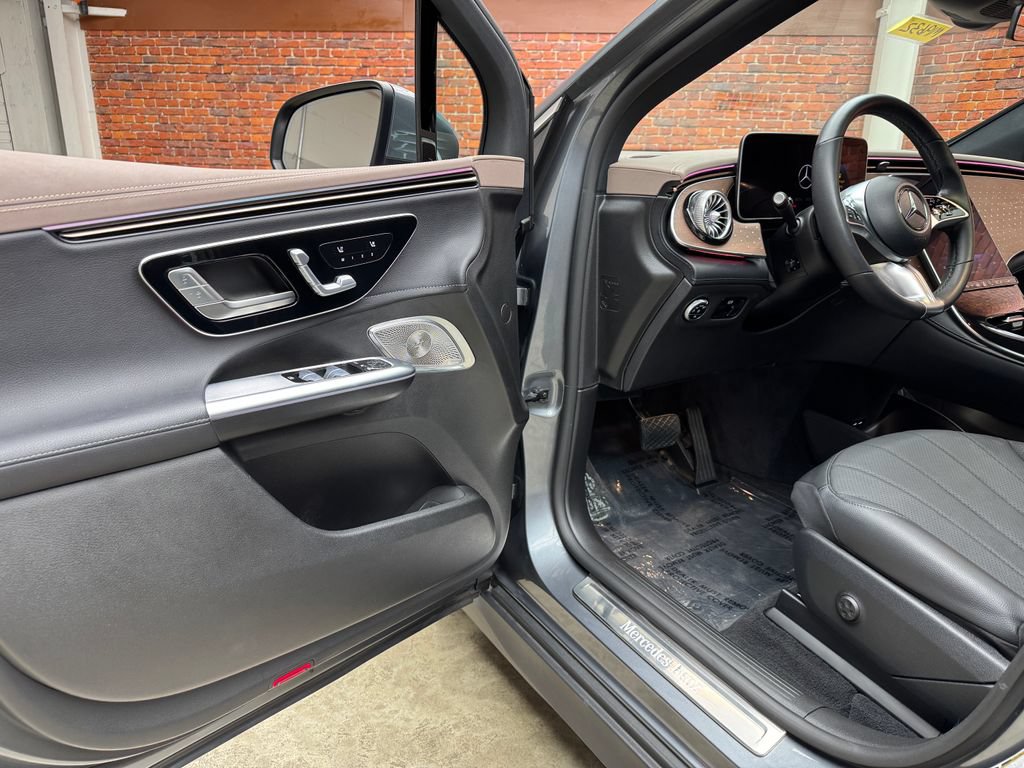 Used 2023 Mercedes-Benz EQE 350+ 4MATIC SUV image 9