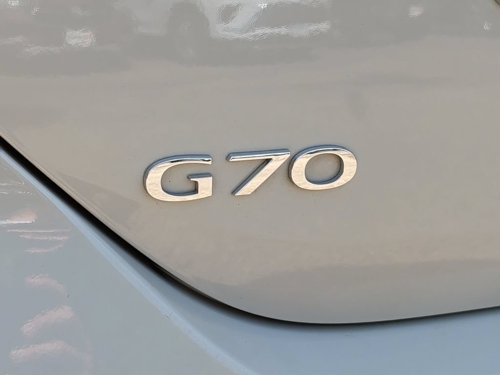 Used 2025 Genesis G70 2.5T AWD/4WD image 41