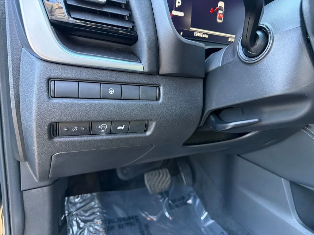 Used 2023 Nissan Rogue Platinum image 20