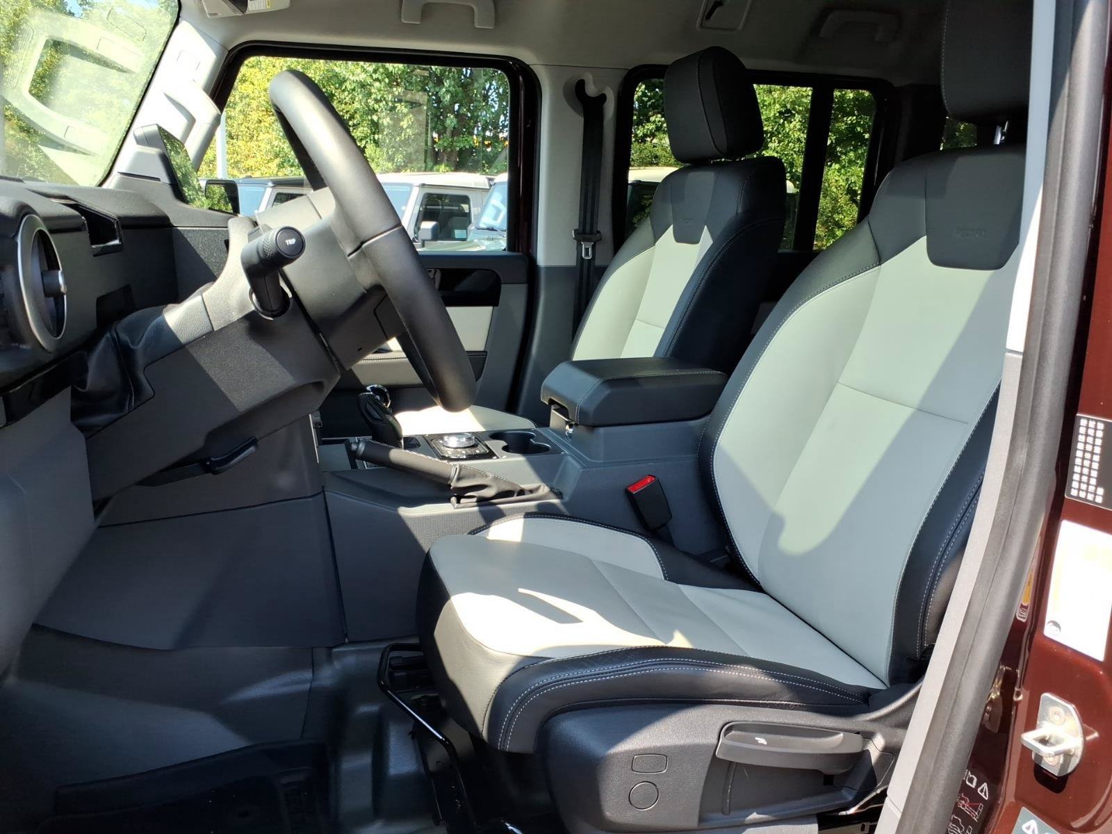 Used 2025 INEOS Grenadier Station Wagon AWD/4WD image 20