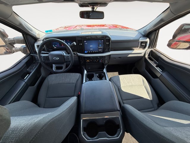 Used 2024 Ford F350 XLT w/ XLT Premium Package AWD/4WD image 14