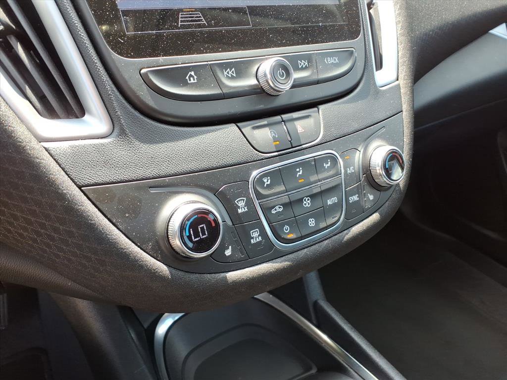 Used 2024 Chevrolet Malibu LT FWD image 28