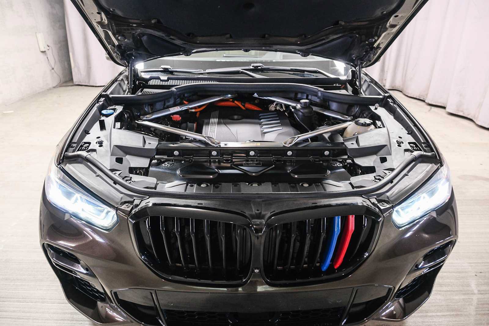 Used 2022 BMW X5 xDrive45e AWD/4WD image 32