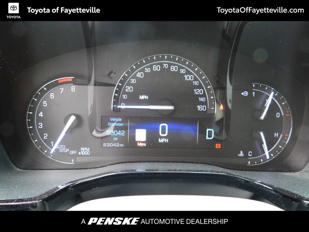 Used 2017 Cadillac XT5 Luxury w/ Driver Awareness Package image 12