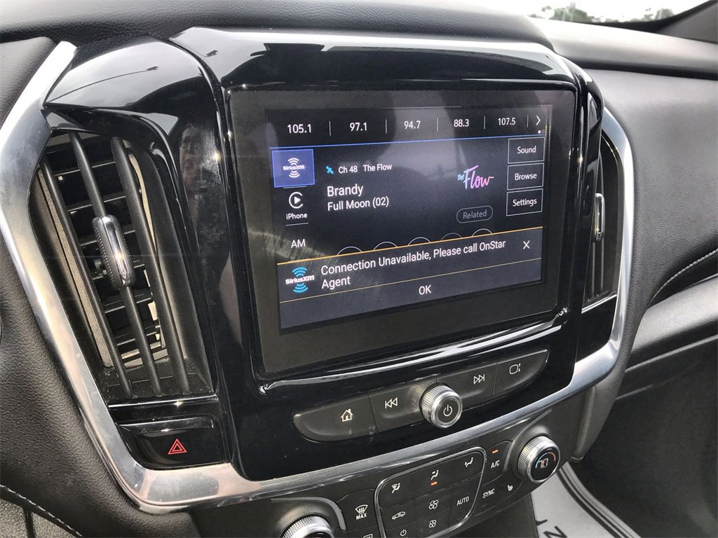 Used 2023 Chevrolet Traverse LT image 16