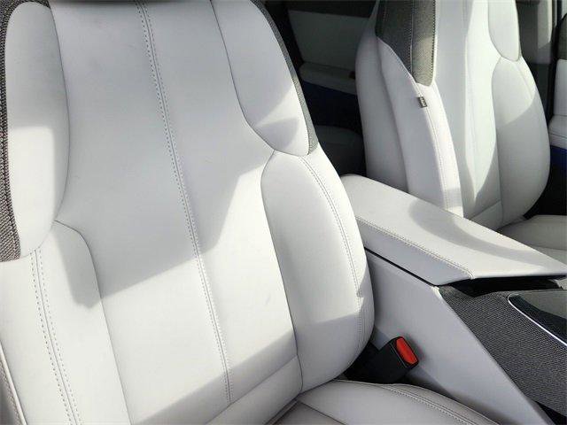 New 2026 Cadillac Optiq Luxury 1 image 18