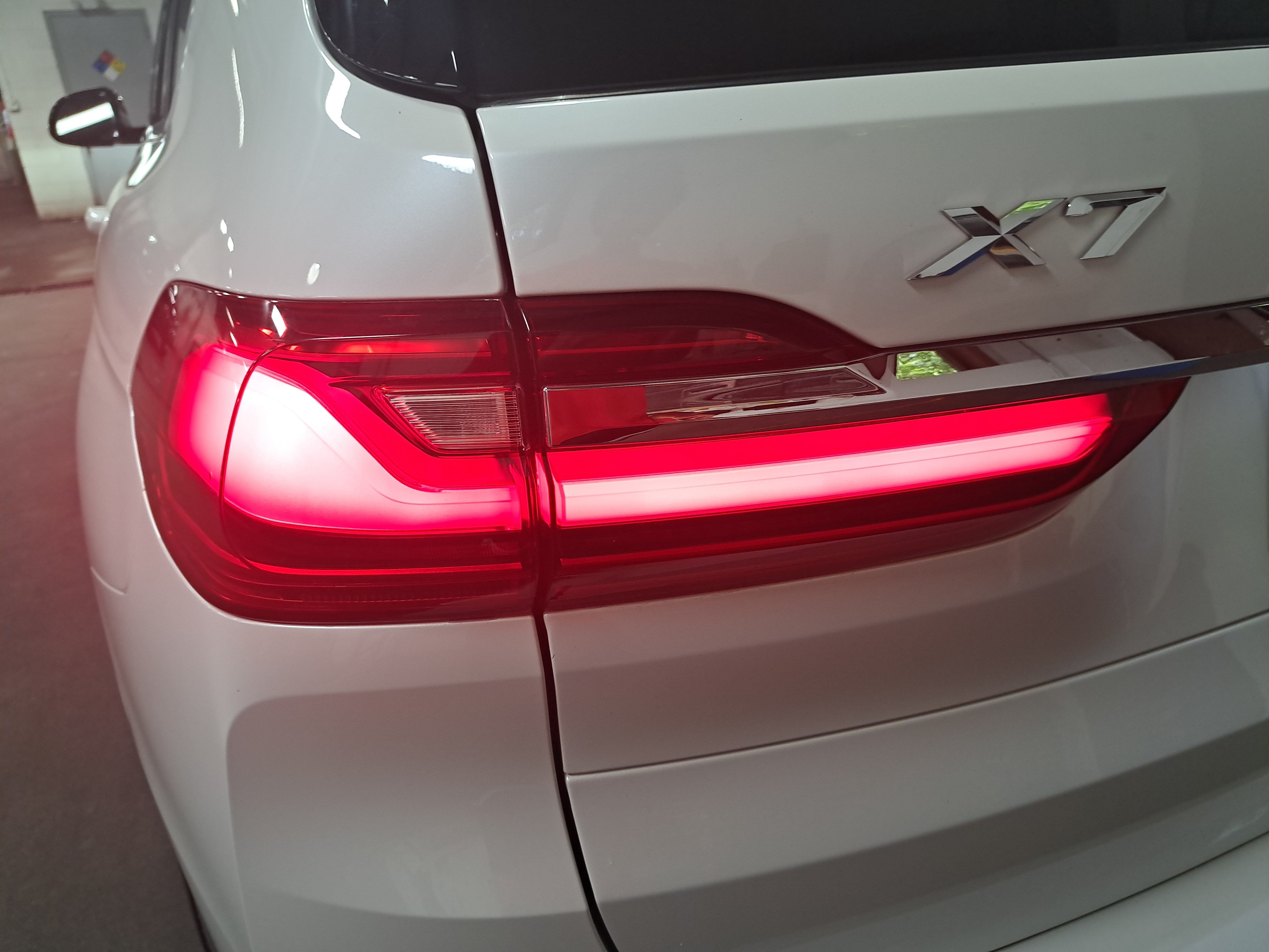 Used 2020 BMW X7 xDrive40i w/ Luxury Seating Package AWD/4WD image 35