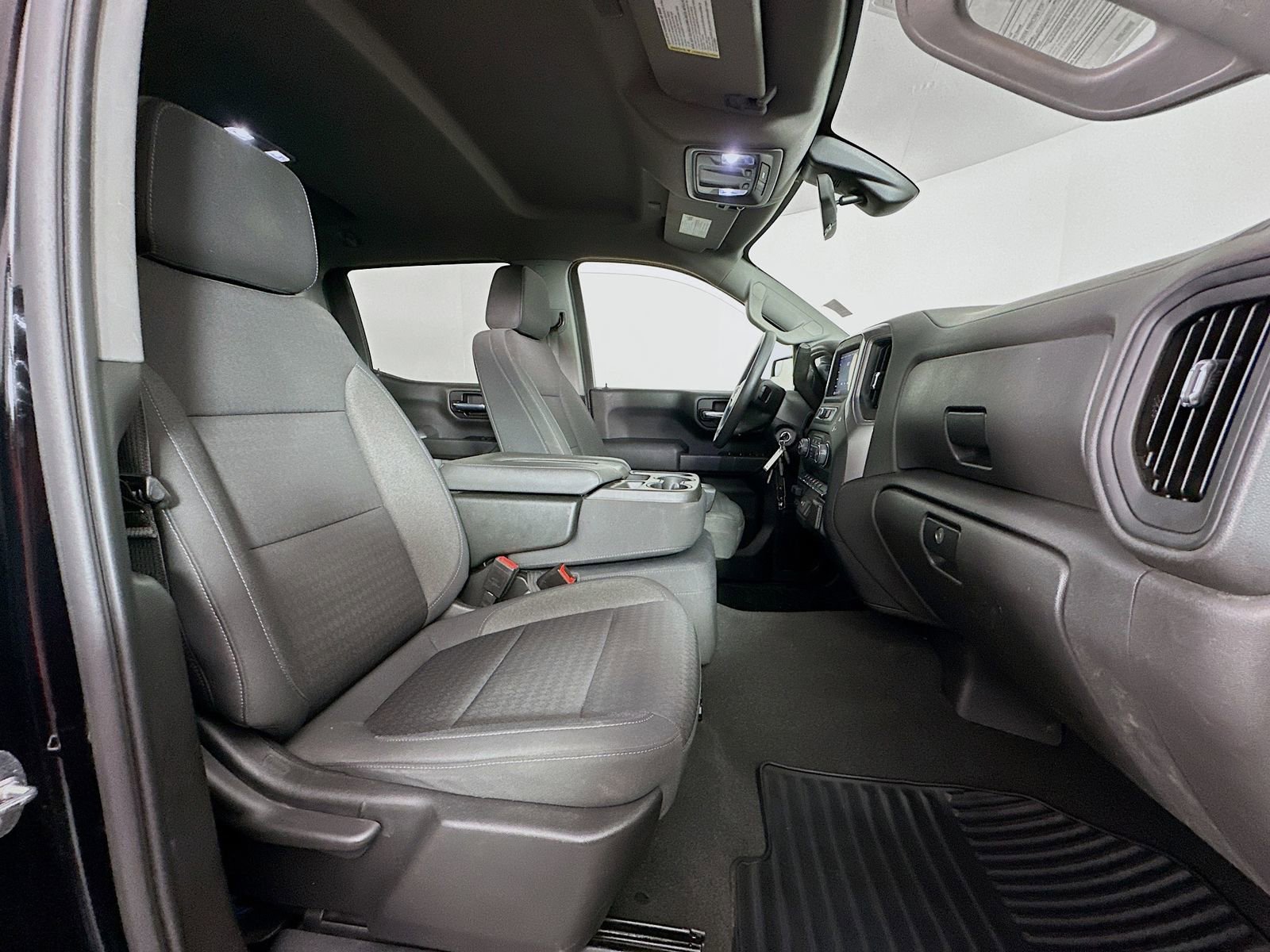 Used 2022 Chevrolet Silverado 1500 Custom Trail Boss w/ Safety Confidence Package image 28