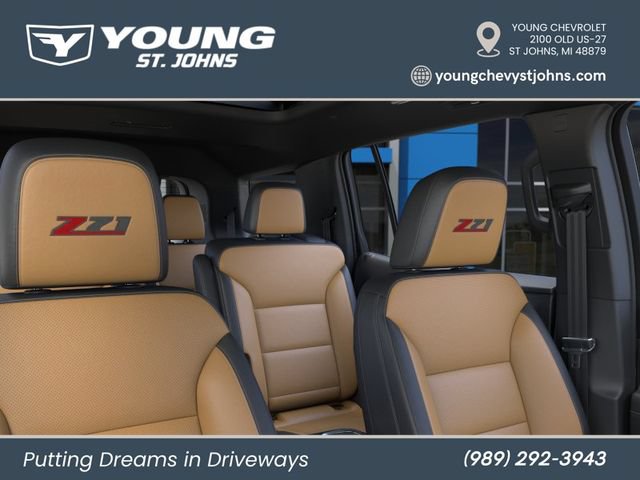 New 2027 Chevrolet Traverse Z71 w/ LPO, Floor Liner Package AWD/4WD image 24