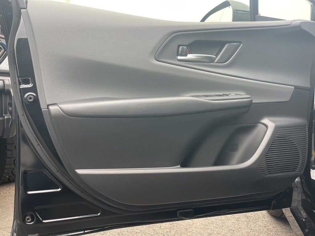 Used 2024 Toyota Prius XLE image 24