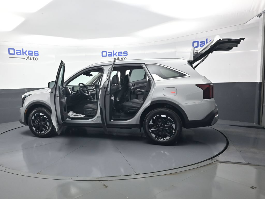 Certified 2026 Kia Sorento S AWD/4WD image 55