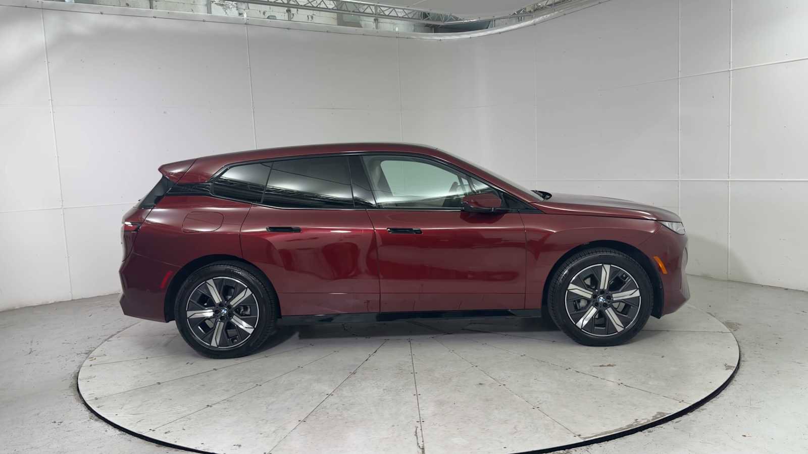 Certified 2026 BMW iX xDrive60 image 9