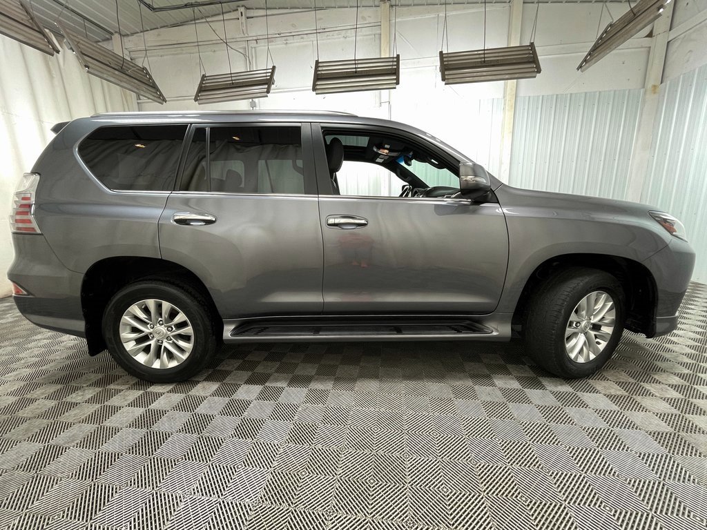 Used 2021 Lexus GX 460 Premium image 27