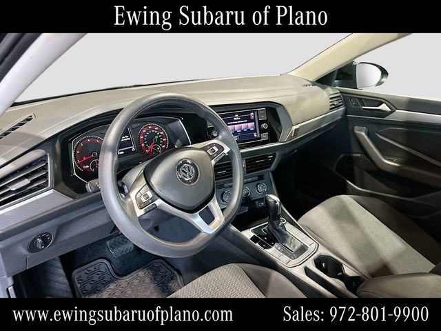 Used 2019 Volkswagen Jetta R-Line FWD image 9