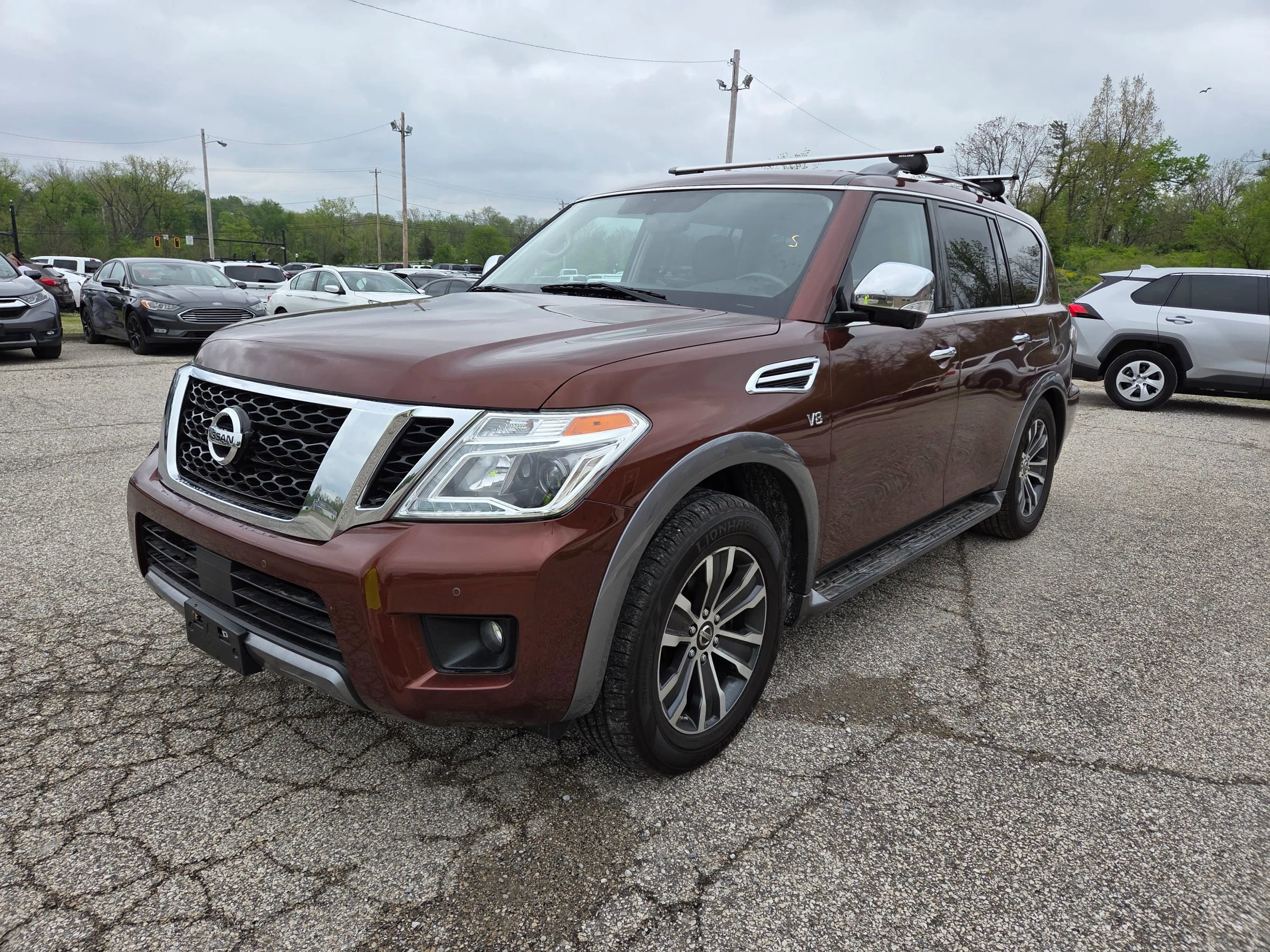 Used 2020 Nissan Armada SL w/ Premium Package AWD/4WD image 2